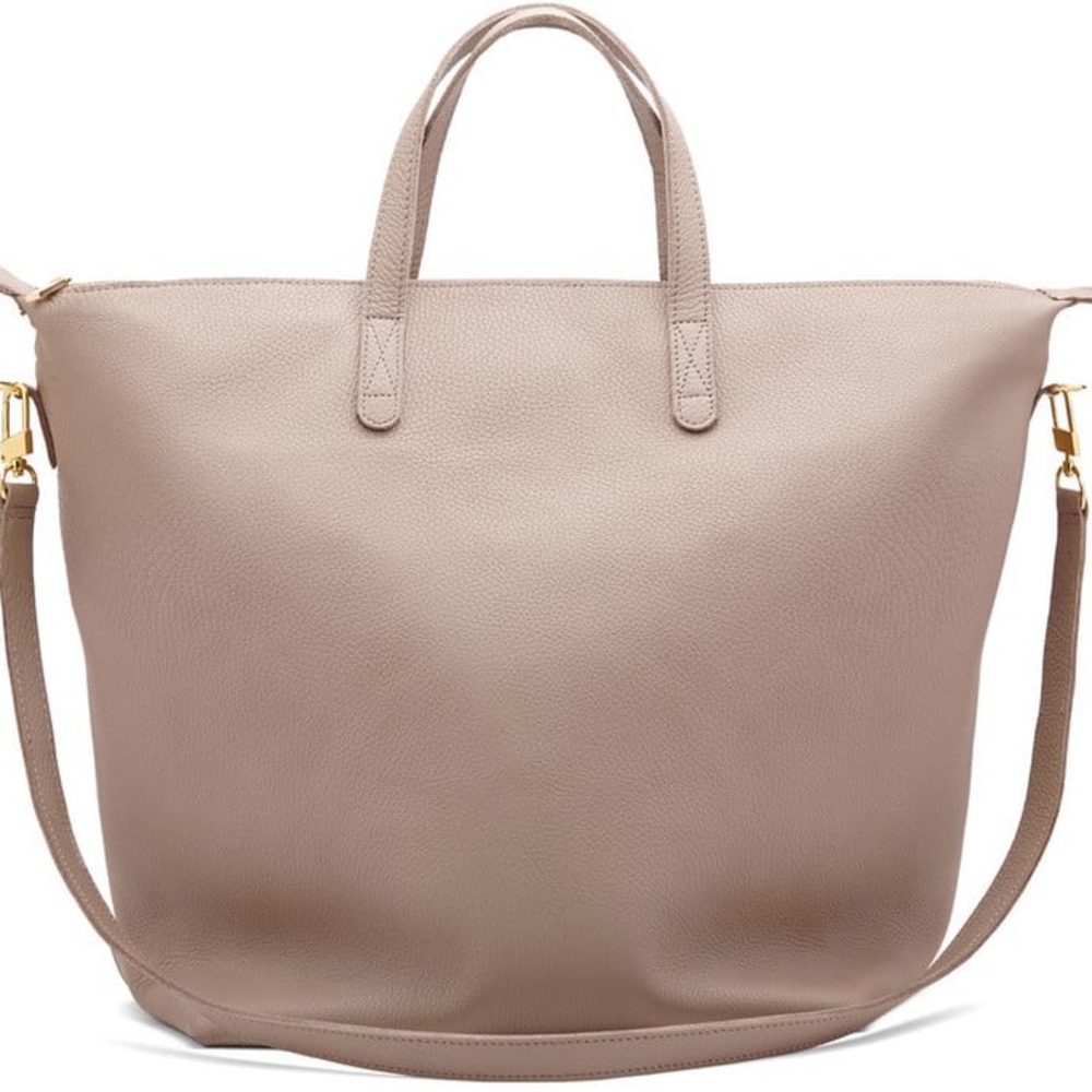 Cuyana Oversized Carryall Tote